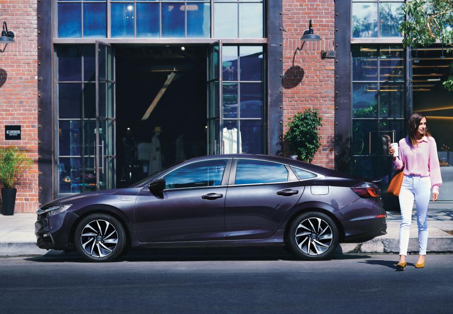  Honda Insight Hybrid EX Black Style 2018 года  (JP) (фото 6 из 20)